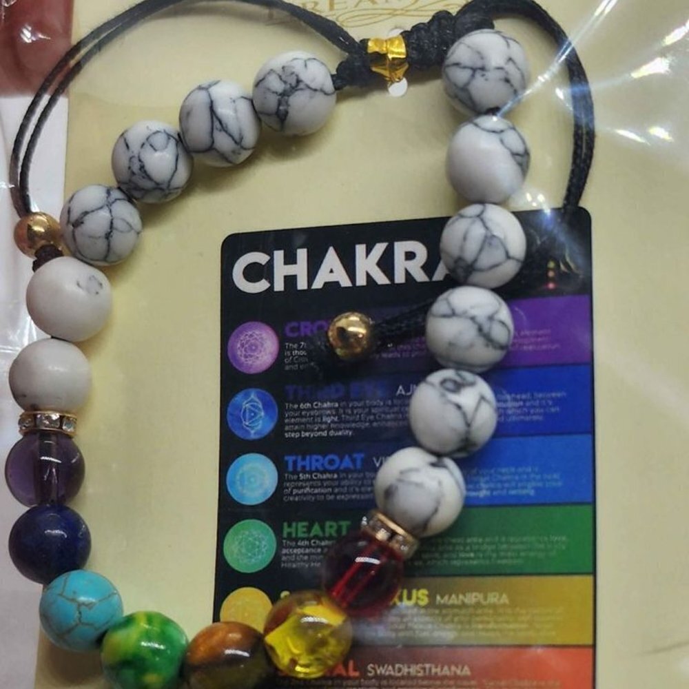 Brand New   The Seven Chakras with White/Black  Beaded Bracelet